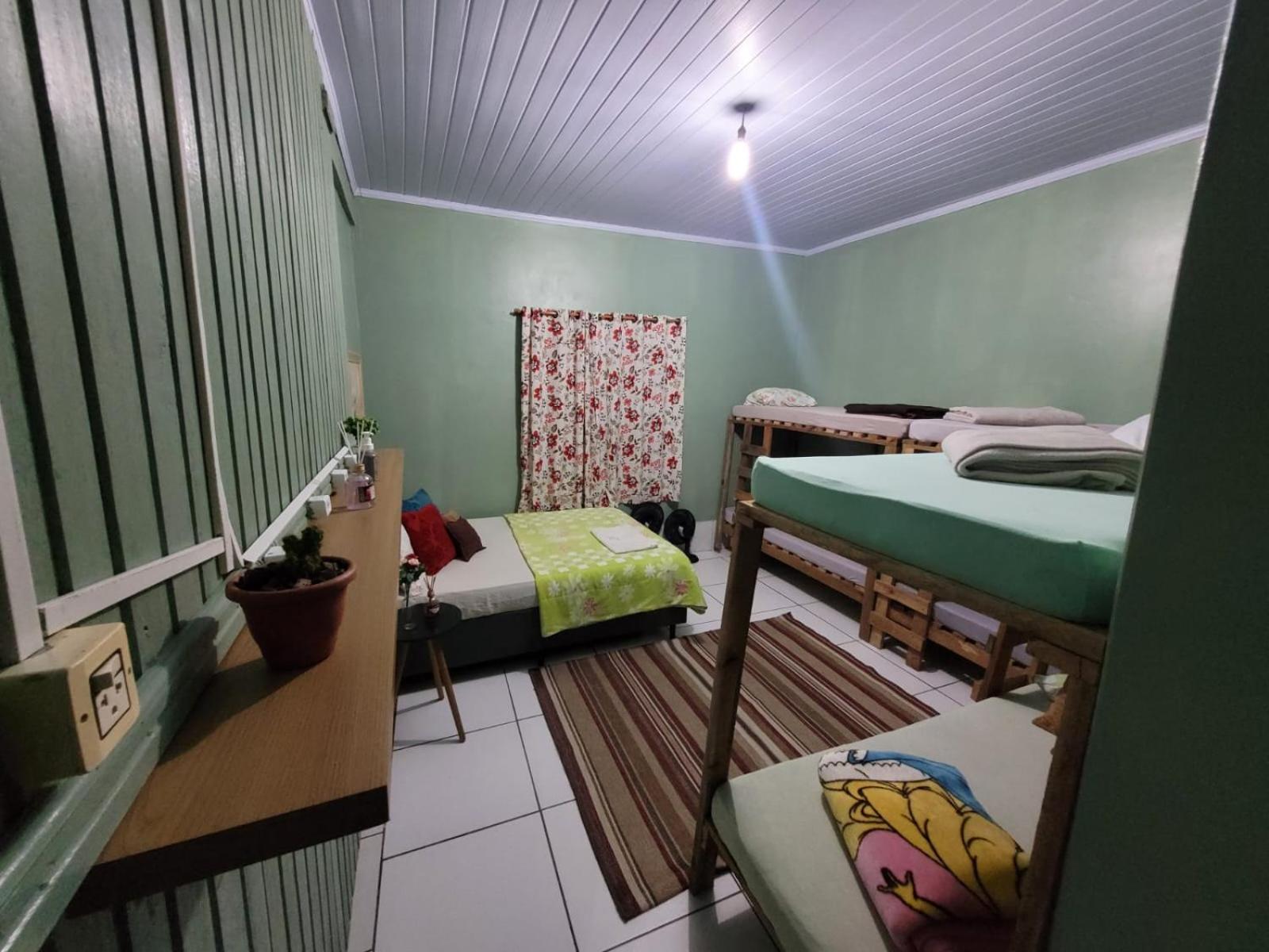 Itaimbezinho Hostel Santa Catarina Прая Гранде Екстериор снимка